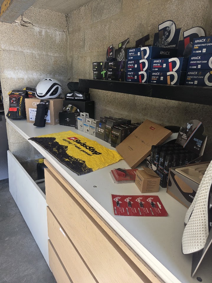 Helmen, voeding en accessoires bij Willemsen Bike Service